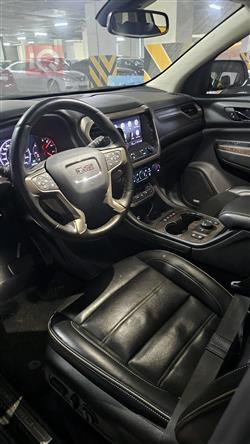 جي ام سي اكاديا